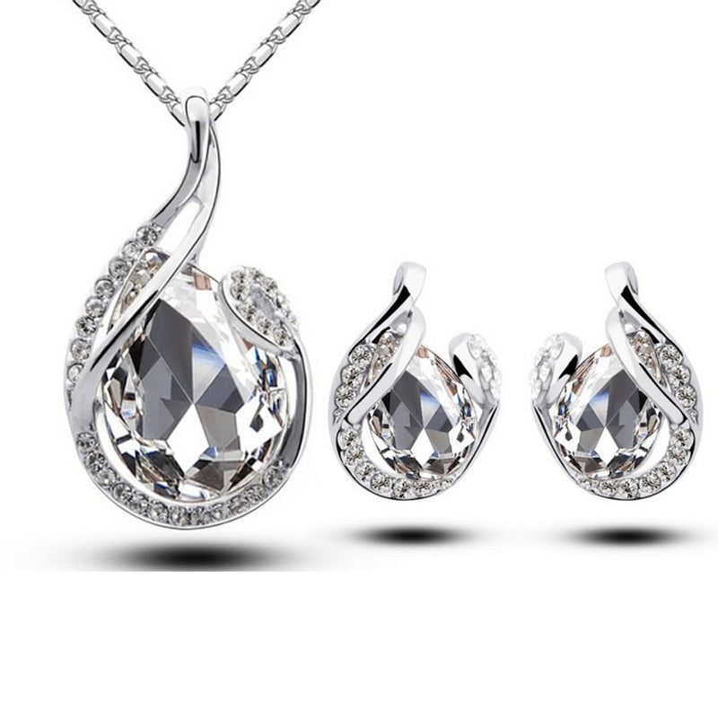 Sparkling Elegance – 3PCS Rhinestone Necklace & Earring Set 