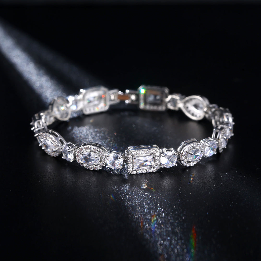 Lumière Zircon Bracelet – Elegance in Every Sparkle!